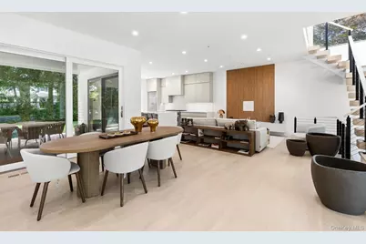 16 Gould Street, East Hampton, NY 11937 - Photo 3