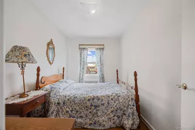 727 Hollywood Avenue, Bronx, NY 10465 - Photo 25