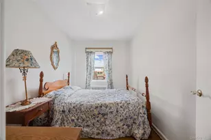 727 Hollywood Ave, Bronx, NY 10465 - Photo 25