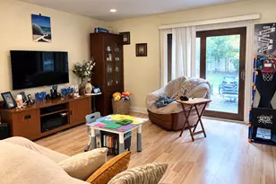 263 N 3rd Ave, Bay Shore, NY 11706 - Photo 5