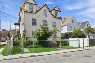 13-51 McBride St, Far Rockaway, NY 11691 - Photo 3