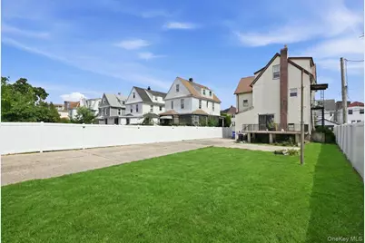 13-51 McBride Street, Far Rockaway, NY 11691 - Photo 27