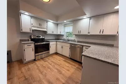 16 Ernest Lane, Mahopac, NY 10541 - Photo 9
