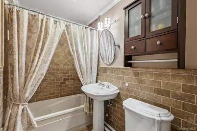 113 Buena Vista Drive, White Plains, NY 10603 - Photo 23