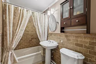 113 Buena Vista Dr, White Plains, NY 10603 - Photo 23
