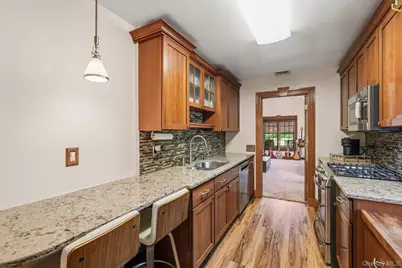 113 Buena Vista Drive, White Plains, NY 10603 - Photo 17