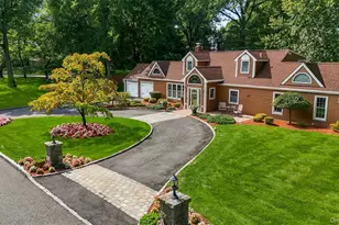 113 Buena Vista Dr, White Plains, NY 10603 - Photo 5