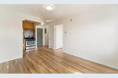 4135 67 Street, Woodside, NY 11377 - Photo 5