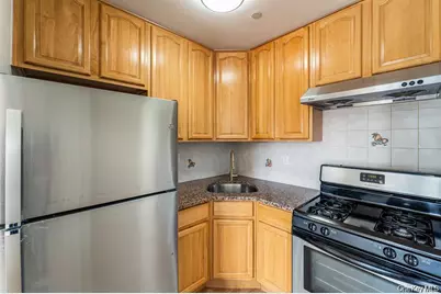 4135 67 Street, Woodside, NY 11377 - Photo 7