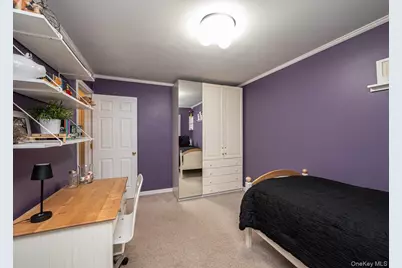 39 Creekside Drive, Middle Island, NY 11953 - Photo 29