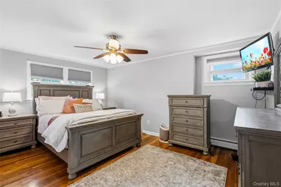 29 Hy Place, Lake Grove, NY 11755 - Photo 21