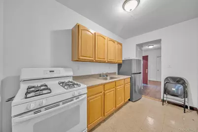 1015 Summit Avenue #1D, Bronx, NY 10452 - Photo 11