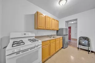 1015 Summit Ave, Bronx, NY 10452 - Photo 11