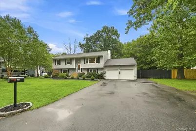 21 Dennis Road, Wappingers Falls, NY 12590 - Photo 3