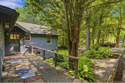44 Cayuga Road, Putnam Valley, NY 10579 - Photo 3