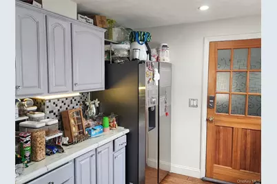 5 Konig Court, Roosevelt, NY 11575 - Photo 9