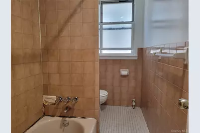78-37 64th Place, Glendale, NY 11385 - Photo 3