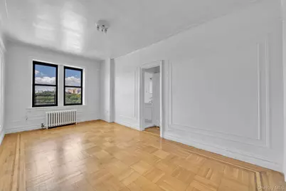 1015 Summit Avenue #2A, Bronx, NY 10452 - Photo 5