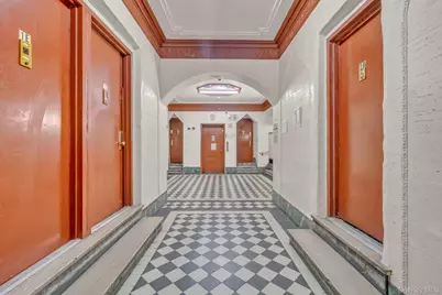 1015 Summit Avenue #2A, Bronx, NY 10452 - Photo 3