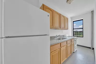 1015 Summit Avenue #2A, Bronx, NY 10452 - Photo 7