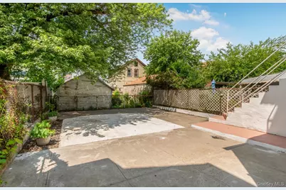 427 Taylor Avenue, Bronx, NY 10473 - Photo 19