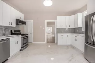 427 Taylor Ave, Bronx, NY 10473 - Photo 3