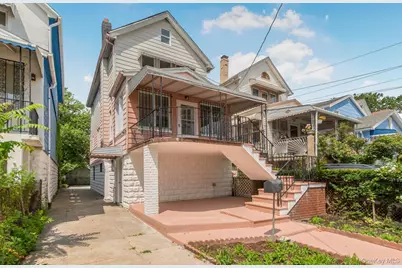 427 Taylor Avenue, Bronx, NY 10473 - Photo 1