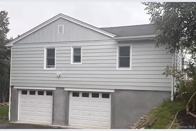 18 Robin Hill Drive, Poughkeepsie, NY 12603 - Photo 3