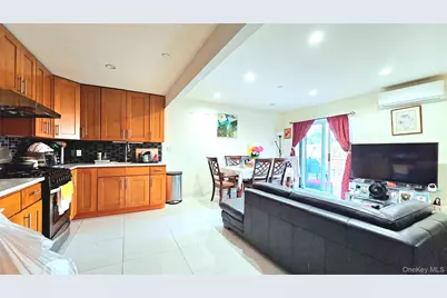 4210 164 Street, Flushing, NY 11358 - Photo 11