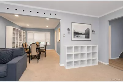 68 Bergman Drive, Hewlett, NY 11557 - Photo 5