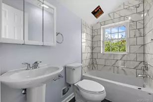 9-11 Hicksville Rd, Far Rockaway, NY 11691 - Photo 17