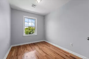 9-11 Hicksville Rd, Far Rockaway, NY 11691 - Photo 11