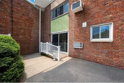 263 N Newbridge Road, Levittown, NY 11756 - Photo 15