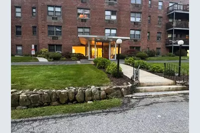5 Oakdale Manor #B22, Suffern, NY 10901 - Photo 1