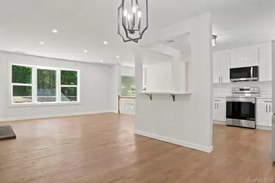 6 Vanessa Lane, Staatsburg, NY 12580 - Photo 13