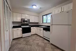 200 Springmeadow Dr, Holbrook, NY 11741 - Photo 5