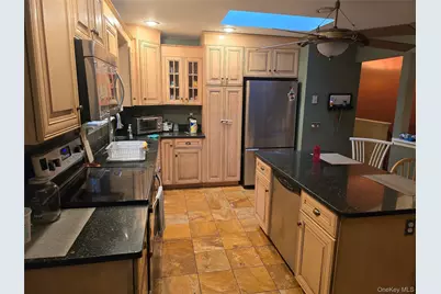 8 Kayleigh Drive, New Paltz, NY 12561 - Photo 5