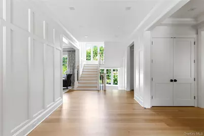 65 Spruce Street, Roslyn, NY 11576 - Photo 5