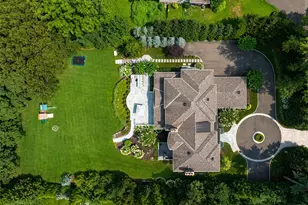 65 Spruce St, Roslyn, NY 11576 - Photo 3