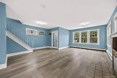 425 Marcellus Road, Mineola, NY 11501 - Photo 5