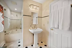 110 Elder Rd, Islip, NY 11751 - Photo 37