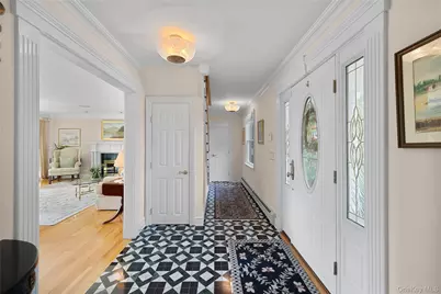 110 Elder Road, Islip, NY 11751 - Photo 7