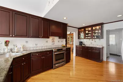 110 Elder Road, Islip, NY 11751 - Photo 23