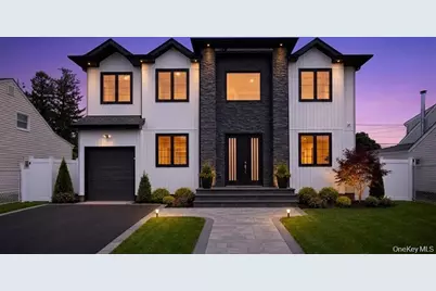 19 Coachman Lane, Levittown, NY 11756 - Photo 1