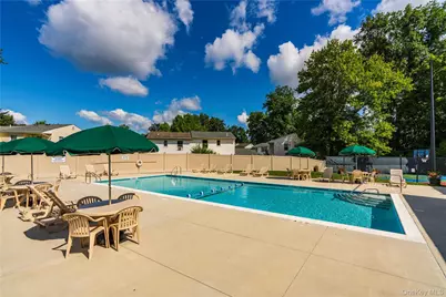 6 Knights Bridge #B, Poughkeepsie, NY 12603 - Photo 29