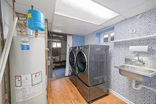 190 Albertson Pl, Mineola, NY 11501 - Photo 23