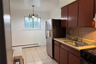 93-20 243rd St, Bellerose, NY 11426 - Photo 5