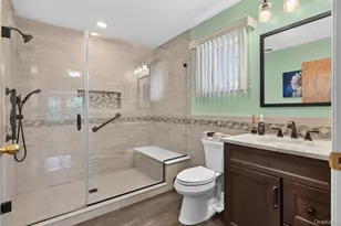 154 Park Ln, Massapequa, NY 11758 - Photo 19