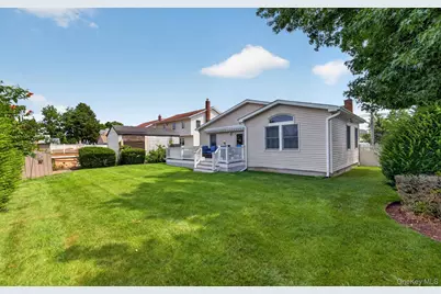 154 Park Lane, Massapequa, NY 11758 - Photo 27