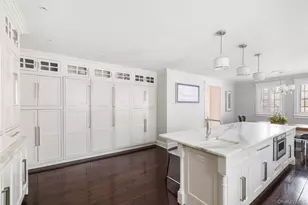 3061 Scenic Pl, Bronx, NY 10463 - Photo 9